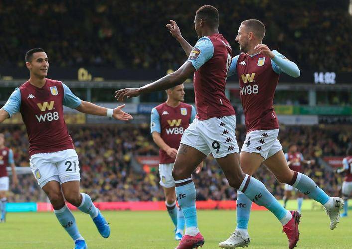 包含莱切斯特城遇险，维拉队惊险逆袭的词条