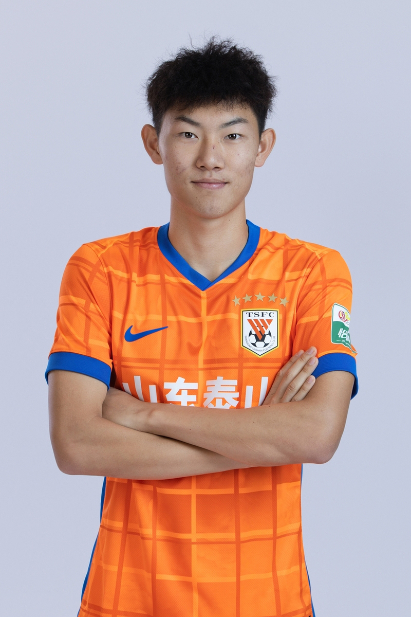 爱游戏app下载-队医报告：球队医生介绍球员伤情情况的简单介绍