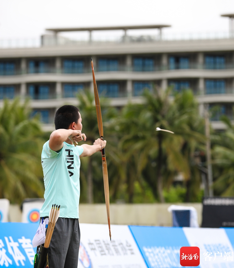 爱游戏中国官网-射箭决赛选手稳扎稳打夺得胜利