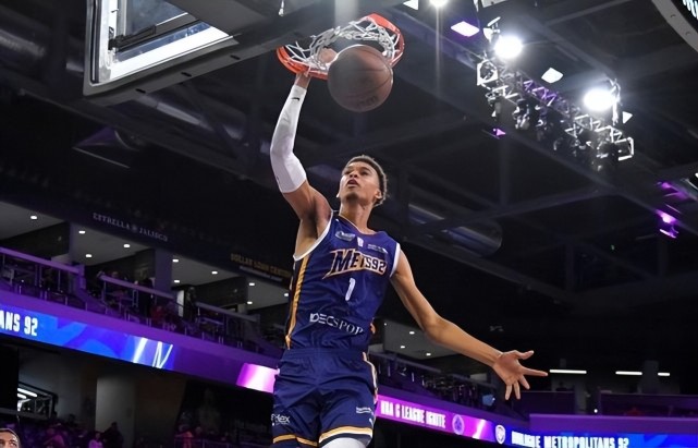 开拓者队主帅公开表态，称球队冠军路依然遥遥无期的简单介绍