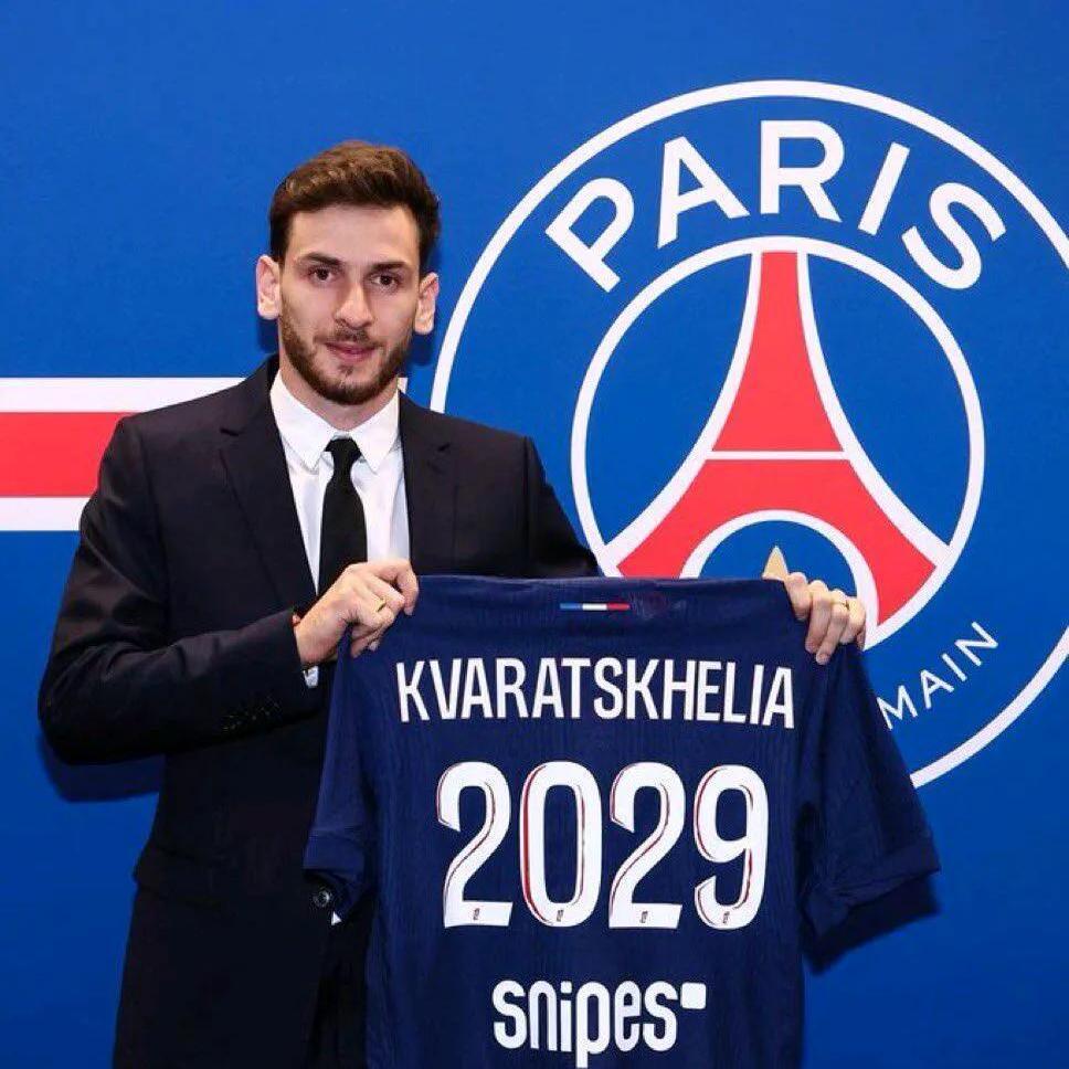 阿根廷前锋蒂莱曼斯转会巴黎，球队会因此获得什么？