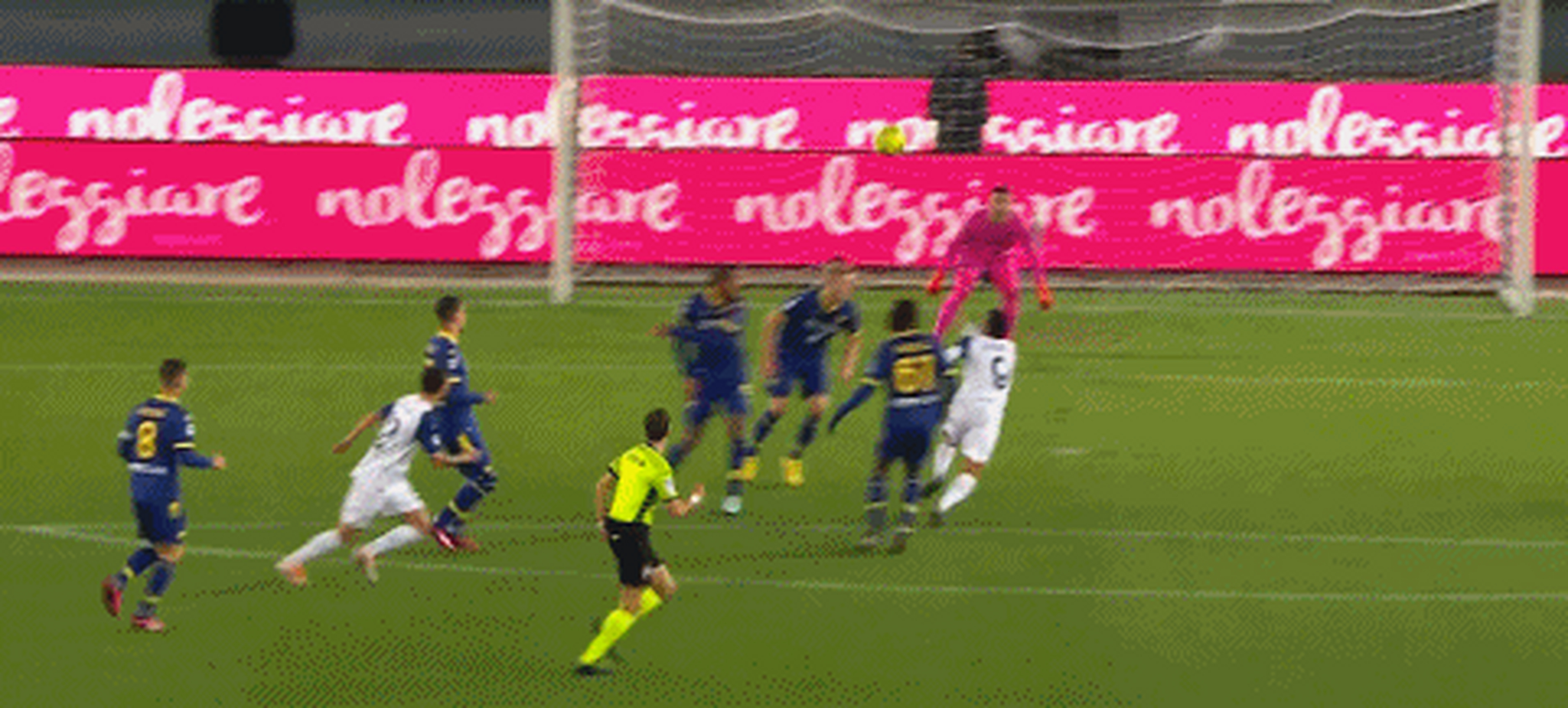 关于拉齐奥坐镇主场迎战维罗纳，抢夺三分的信息