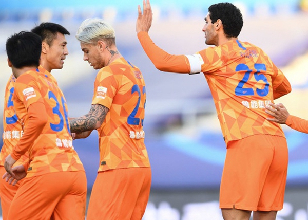 关于浙江绿城客场战平山东鲁能,取得宝贵积分的信息 关于浙江绿城客场战平山东鲁能,取得宝贵积分的信息