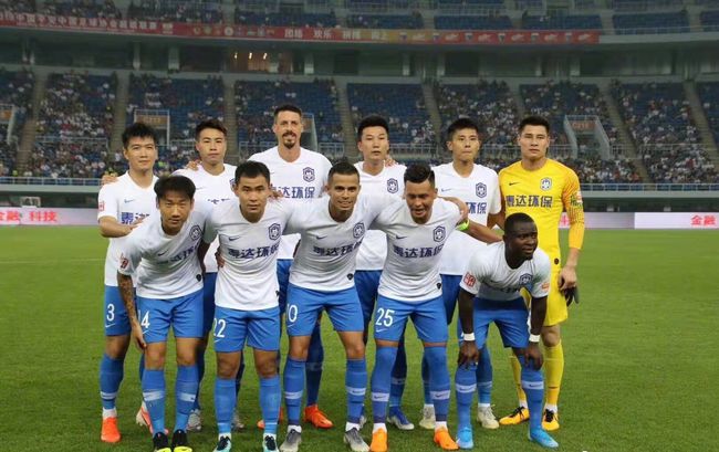 天津泰达惊险险胜河南建业，保持连胜势头的简单介绍