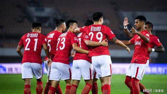 爱游戏中国官网-上港全队动力满满，誓要夺回亚冠桂冠