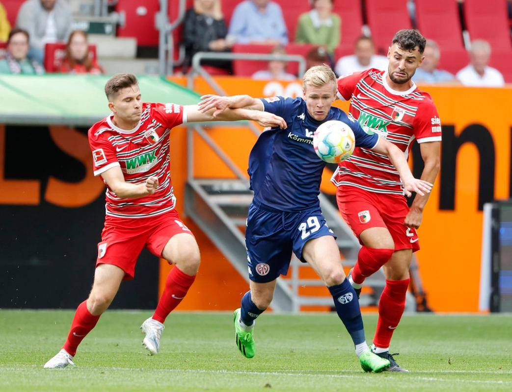 爱游戏体育官网-斯图加特正备战迎战奥格斯堡的关键对决的简单介绍