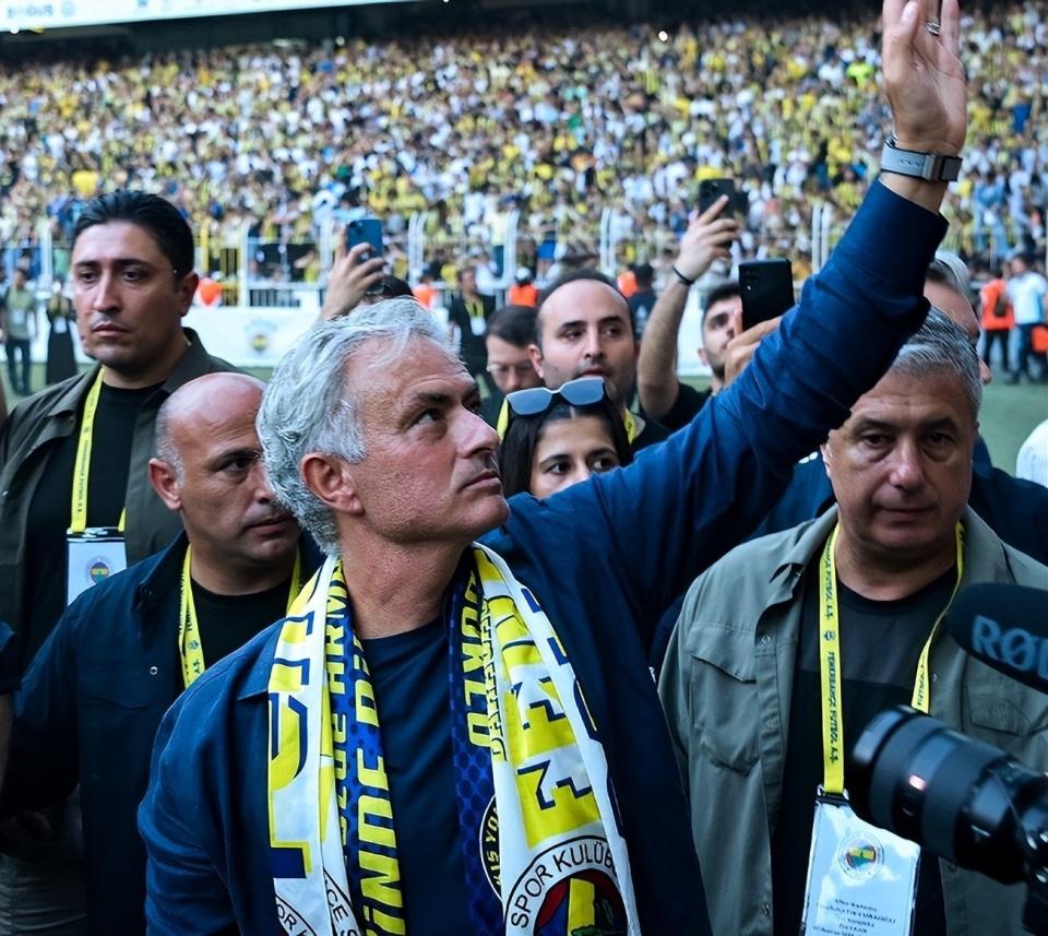 土耳其国家队领队对球队表现给予高度评价,积极进取的简单介绍 土耳其国家队领队对球队表现给予高度评价,积极进取的简单介绍