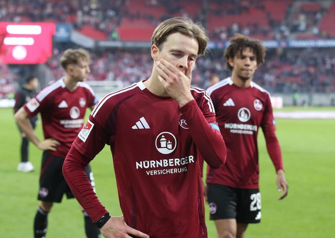 爱游戏app-包含柏林赫塔主帅执教困境，球队成绩不佳的词条