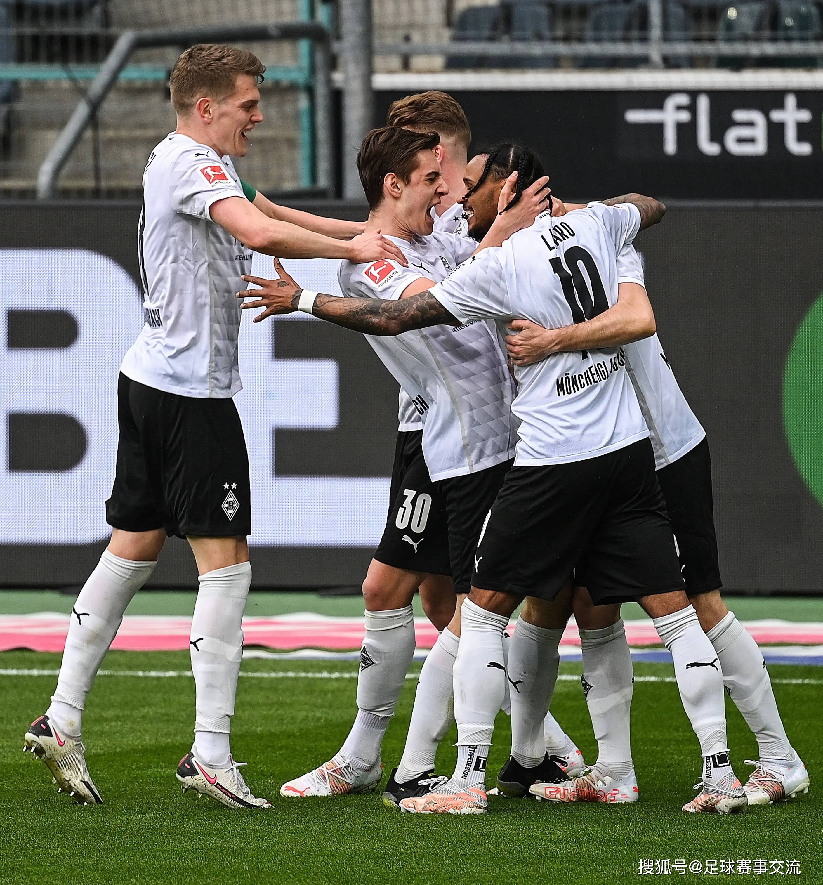 爱游戏app-汉堡客场战胜了霍芬海姆的比赛