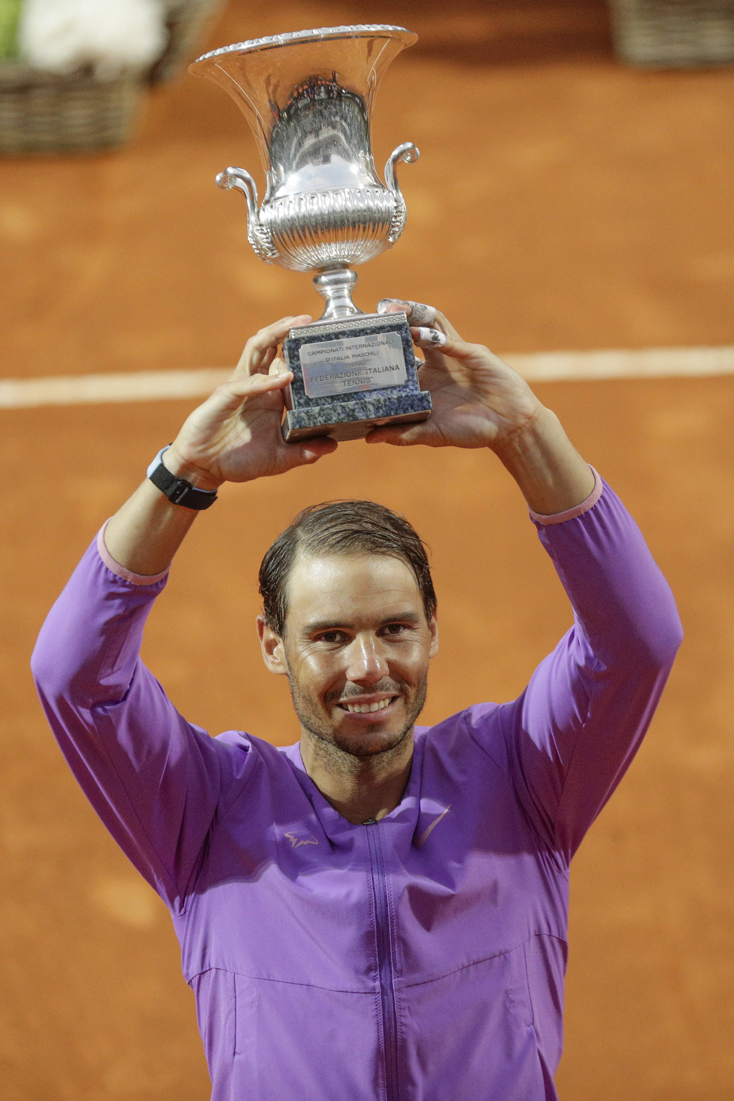 网球赛场上的一场场风暴,选手们为荣誉而战的简单介绍 网球赛场上的一场场风暴,选手们为荣誉而战的简单介绍