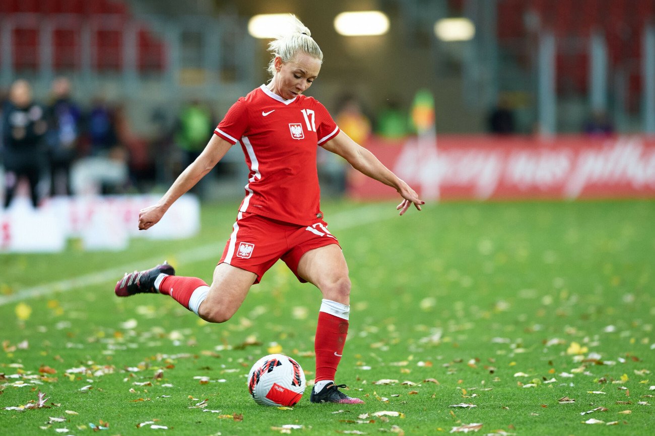 波兰队女足球员入选国家队集训名单 波兰队女足球员入选国家队集训名单